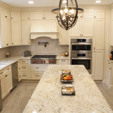 Traditional Kitchen in Ivory