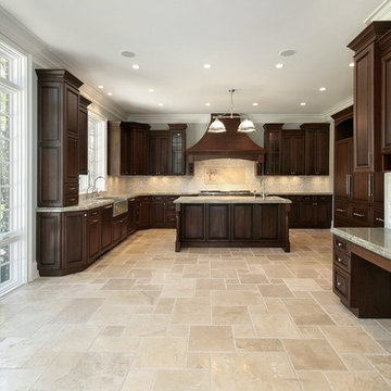 TRADITIONAL Kitchen
