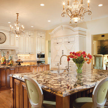 Traditional Kitchen with Island Seating
