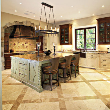 Traditional Kitchen With Large Island