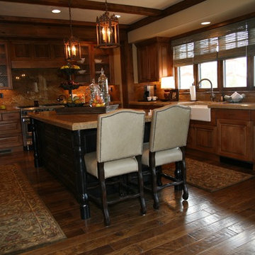 Traditional/Lodge Kitchen