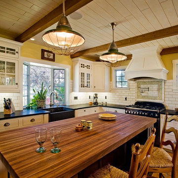 Traditional Luxury Kitchen