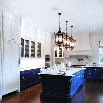 Traditional Luxury Kitchen With Butler's Pantry