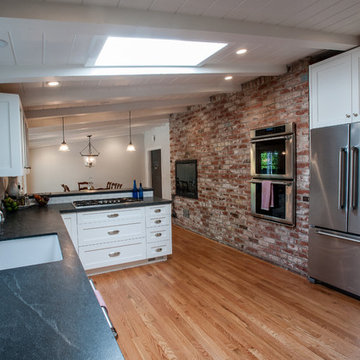 Traditional Open Kitchen