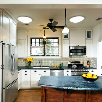 Traditional Spanish Colonial - Kitchen