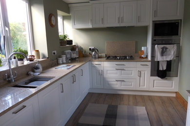 Design ideas for a classic kitchen in Gloucestershire.