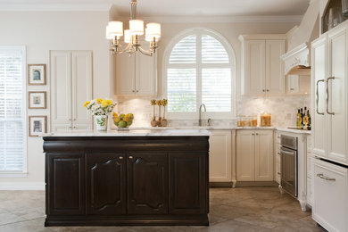 Traditional Style Kitchen, Austin