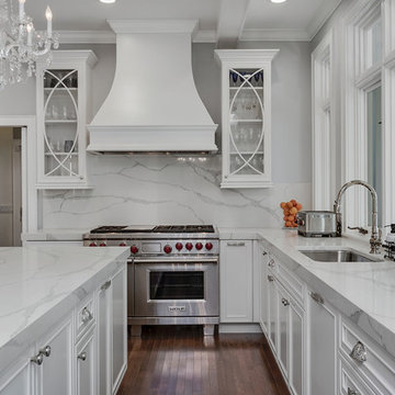 Traditional Tampa Kitchen and Bath