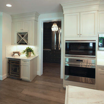 Traditional/Transitional Kitchen in Maple, Melted Brie and Vintage Truffl