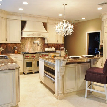 Traditional White Cabinet Kitchens