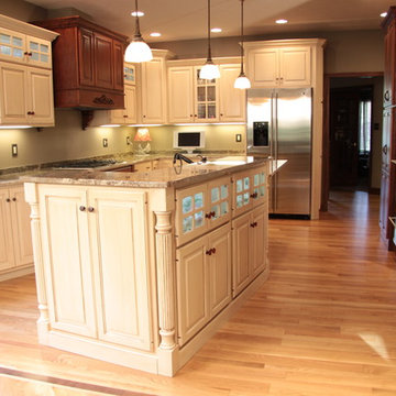 Traditional White Cabinets