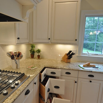 Traditional White Kitchen-Project 782