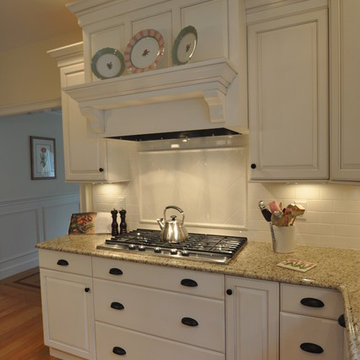 Traditional White Kitchen-Project 782