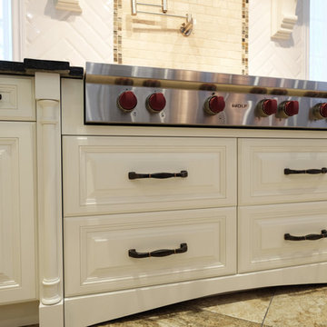 Traditional white kitchen with lasting appeal