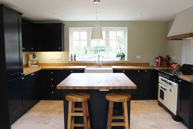 Inspiration for a medium sized rural kitchen in Wiltshire.