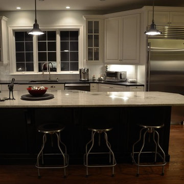 transitional black and white kitchen