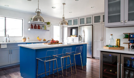 Kitchen of the Week: We Can’t Stop Staring at This Bright Blue Island