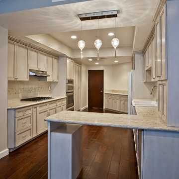 Transitional Kitchen Cabinetry in Wilshire