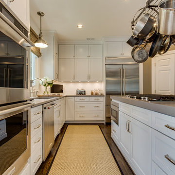 Transitional Kitchen Design in White Potomac, MD
