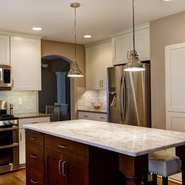 Transitional Kitchen in Puyallup