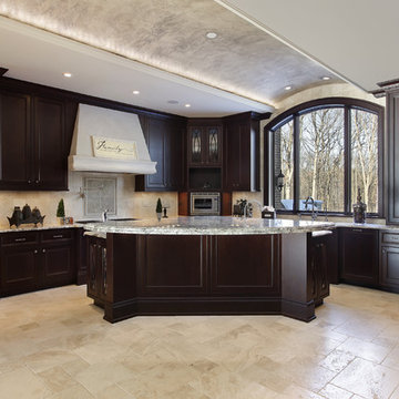 TRANSITIONAL Kitchen