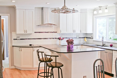 Transitional Kitchen with a Pop of Color