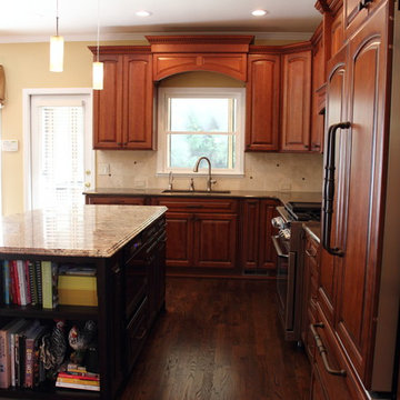 Transitional Kitchen with Dura Supreme's Herrington Arched Cherry Cabinets