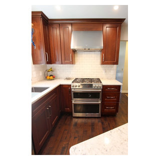 Transitional Kitchen With Medallion Cherry Cabinets And Quartz Countertop Cabinet S Top Img~8d6136bf0bec788f 5468 1 983f131 W320 H320 B1 P10 