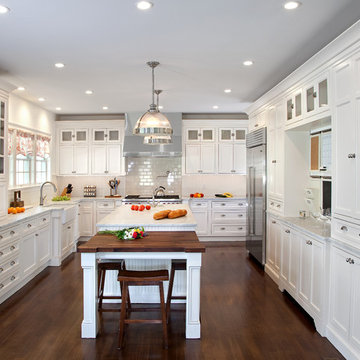 Transitional White Kitchen in NY