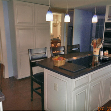 Transitional white raised panel kitchen