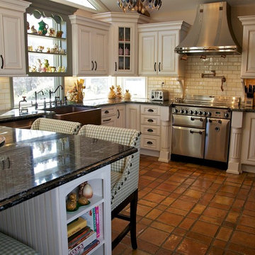 Tri Color Kitchen- All pics are property of Merri Interiors, Inc.