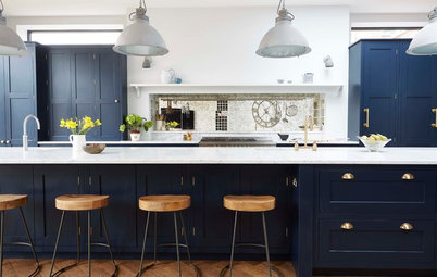 An Industrial-Chic Family Kitchen in Navy and White