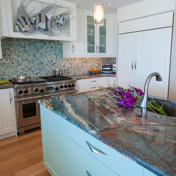 Tropical or Beach/Water Kitchen