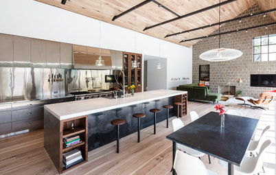 Kitchen and Great Room Celebrate Wood, Steel and Natural Light