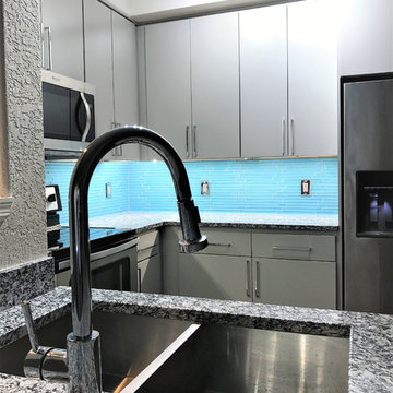 TURQUOISE & GRAY