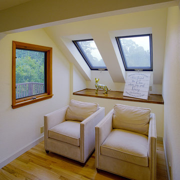 Two Chair Nook with Dual Sky Light Windows