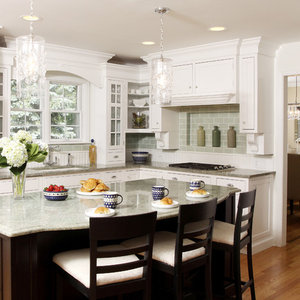 https://www.houzz.com/photos/two-time-award-winning-kitchen-traditional-kitchen-chicago-phvw-vp~105692