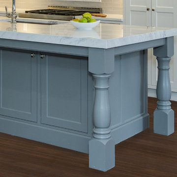 Two Tone Kitchen with Furniture Legs