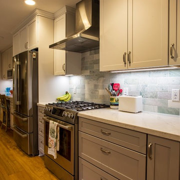 Two-Tone Transitional Kitchen