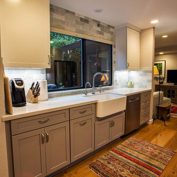 Two-Tone Transitional Kitchen