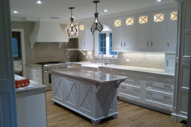 Example of a transitional kitchen design in Houston