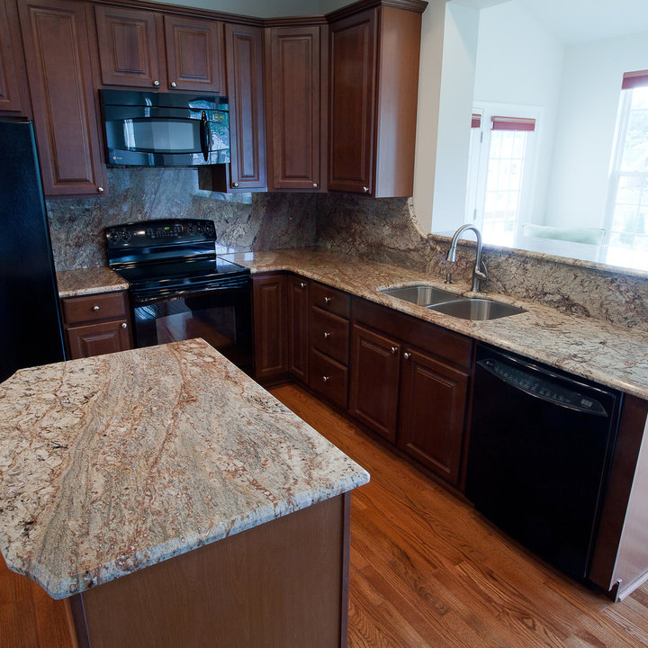 Typhoon Bordeaux Granite - Photos & Ideas | Houzz