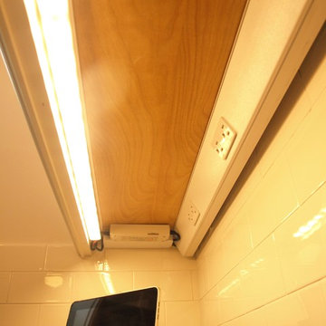 Under Cabinet Lighting and Outlets