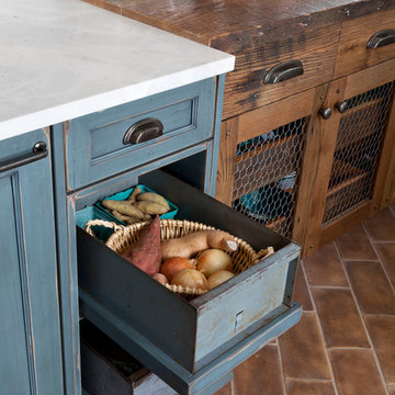 "Unfitted" Rustic Farmhouse