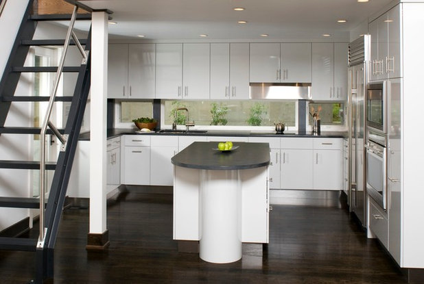 Contemporary Kitchen by HINGEWORKS Cabinetry & Construction