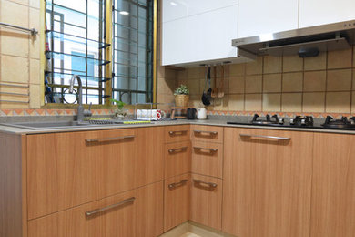 This is an example of a contemporary kitchen in Singapore.