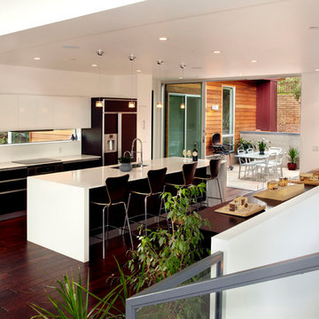 Valdez Residence