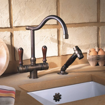 Valence Rustic Kitchen Faucet in Copper & Brass