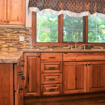 Valparaiso, IN. Haas Signature Collection, Rustic Hickory Kitchen