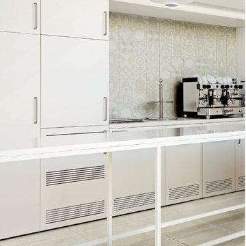 VANEA not only Tile: Beautiful Kitchens too!